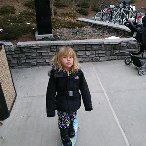 Meet your Posher, Crystal